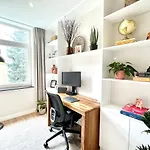 New Stylish 1 Bedroom W/ 2 Balconies In Centrum * Amsterdam